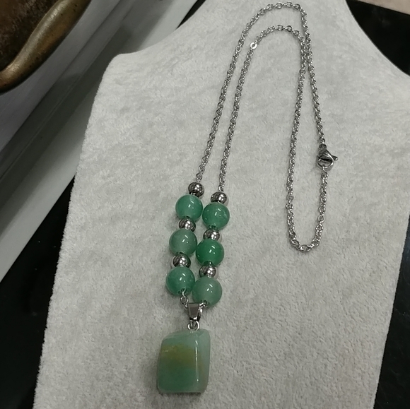 Green Aventurine Necklace Natural Gemstone Pendant Stainless-Steel Chain Beaded - Picture 11 of 17